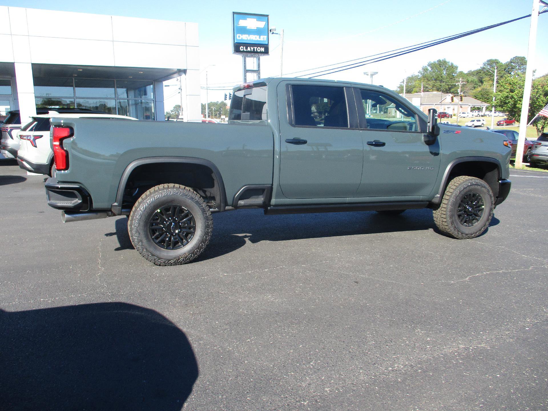New 2026 Chevrolet Silverado 2500 ZR2 image 3