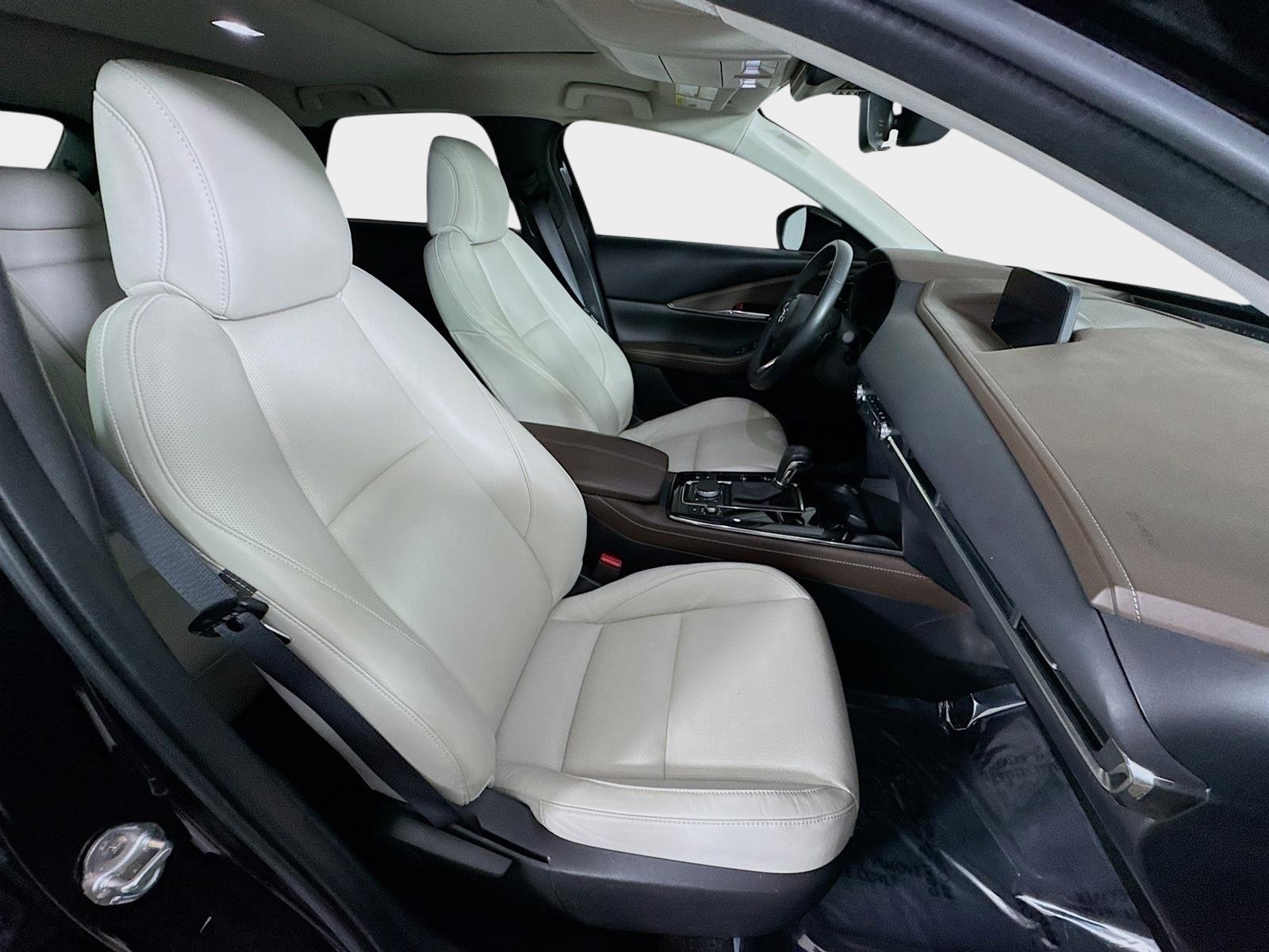 Used 2024 MAZDA CX-30 AWD 2.5 S w/ Premium Package image 29