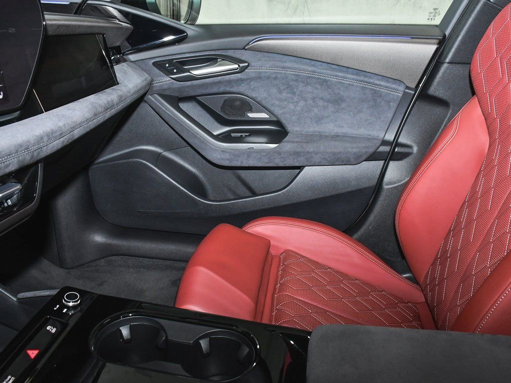 Used 2025 Audi S6 e-tron Prestige w/ 21" Black Optic Package AWD/4WD image 57