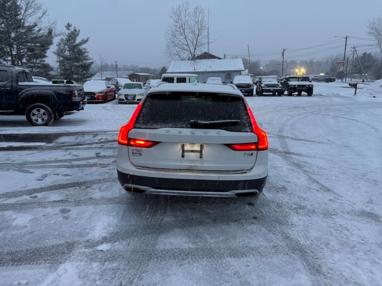 Used 2020 Volvo V90 T6 Cross Country AWD/4WD image 7