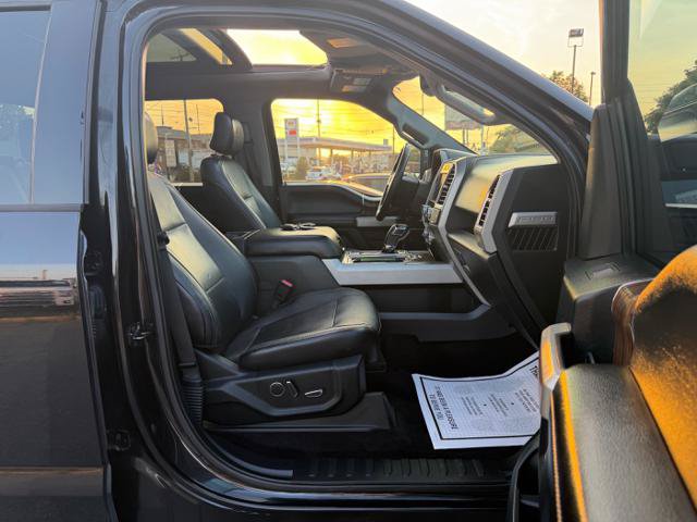 Used 2015 Ford F150 Lariat w/ Equipment Group 502A Luxury AWD/4WD image 18