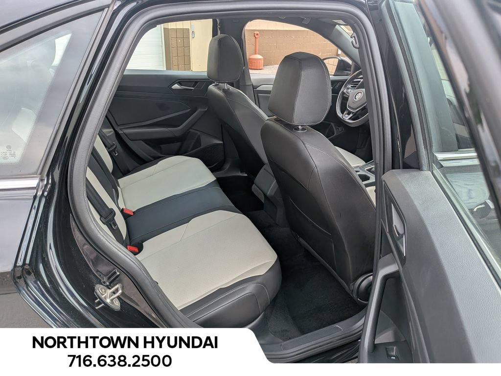 Used 2020 Volkswagen Jetta R-Line FWD image 31