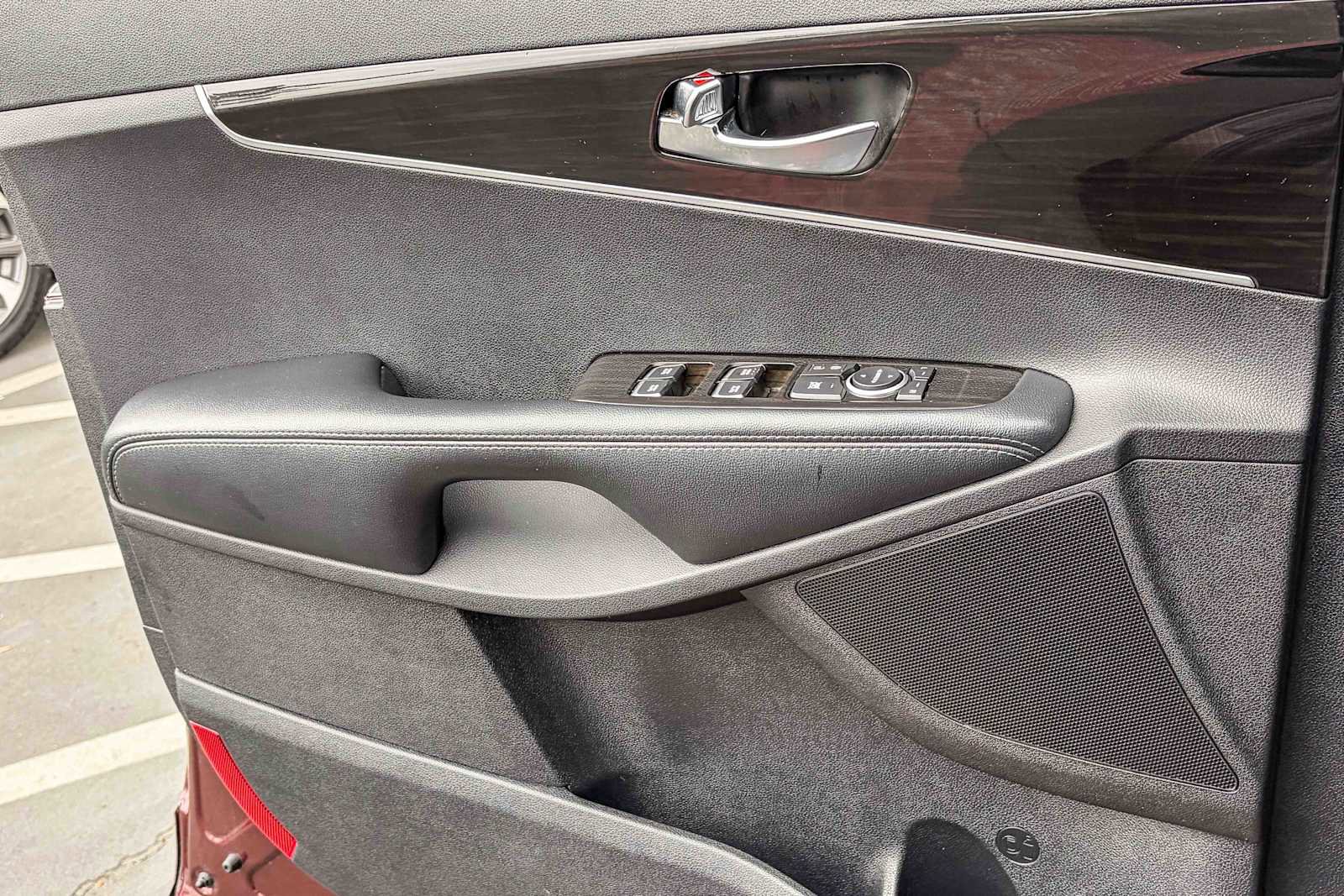 Used 2019 Kia Sorento LX image 20