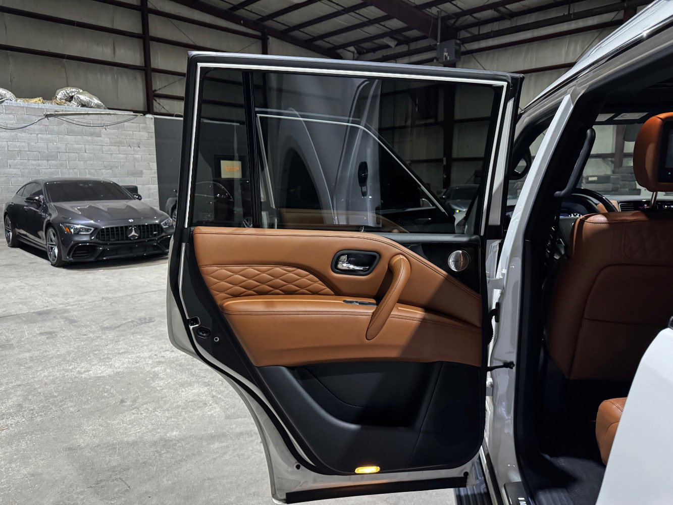 Used 2021 INFINITI QX80 Sensory w/ All-Season Package image 14
