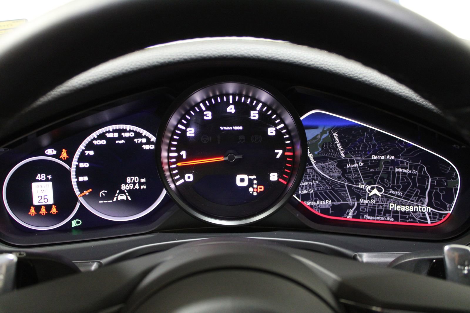 Used 2023 Porsche Panamera Platinum Edition image 40