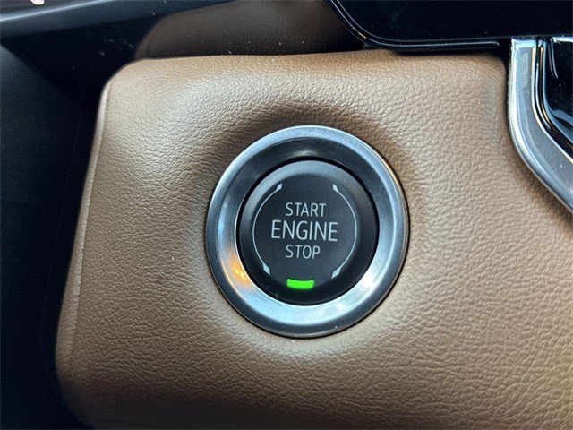 Used 2025 GMC Canyon AT4 w/ Nightfall Edition image 21