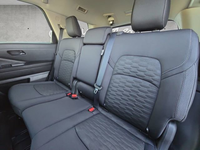 New 2026 Nissan Pathfinder SV image 22