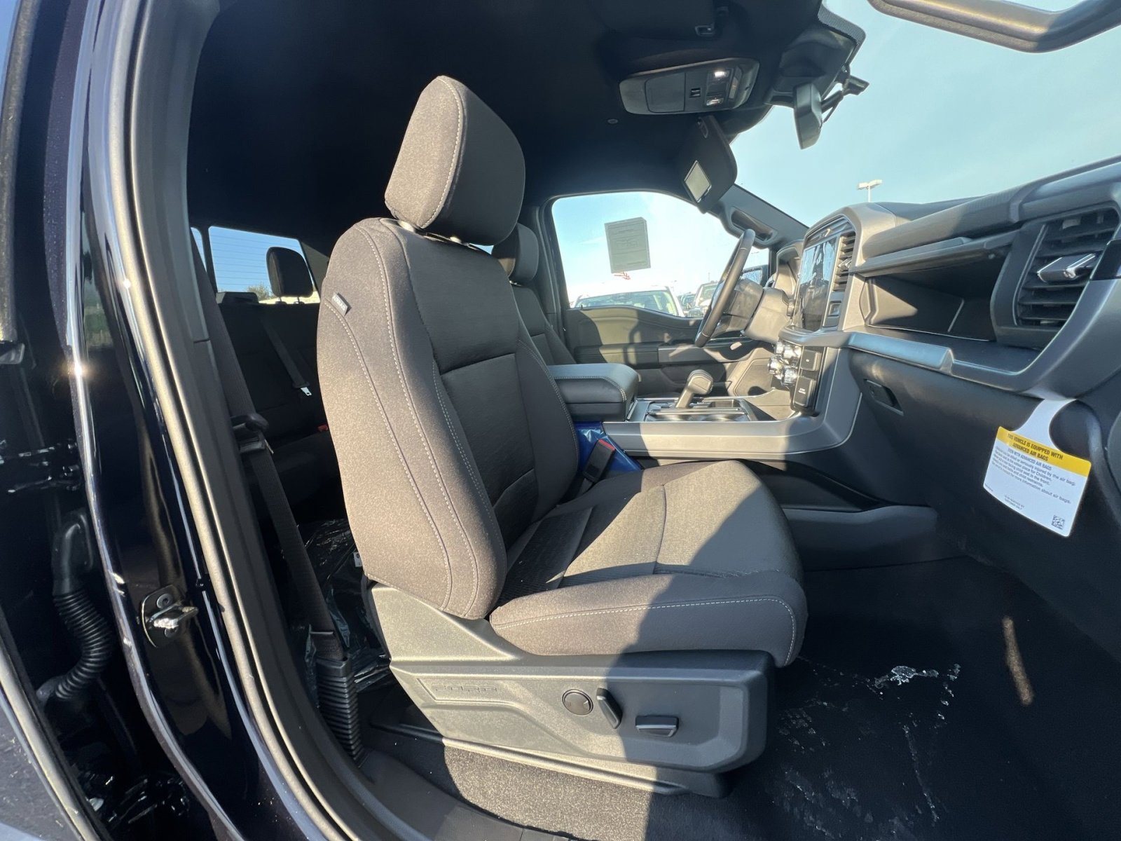 New 2026 Ford F150 XLT w/ Equipment Group 302A MID AWD/4WD image 27