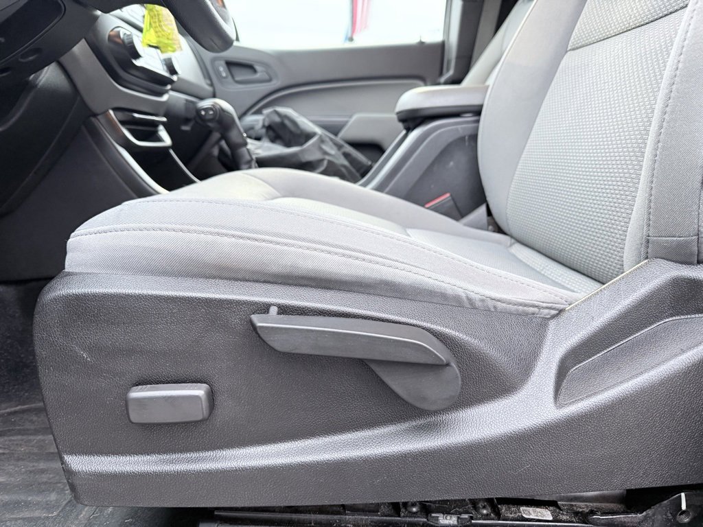 Used 2017 Chevrolet Colorado W/T image 11