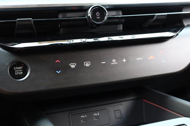 Certified 2025 Nissan Murano SL AWD/4WD image 17