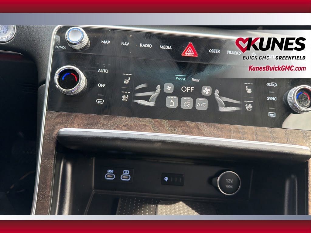 Used 2025 Genesis GV80 2.5T Prestige image 33