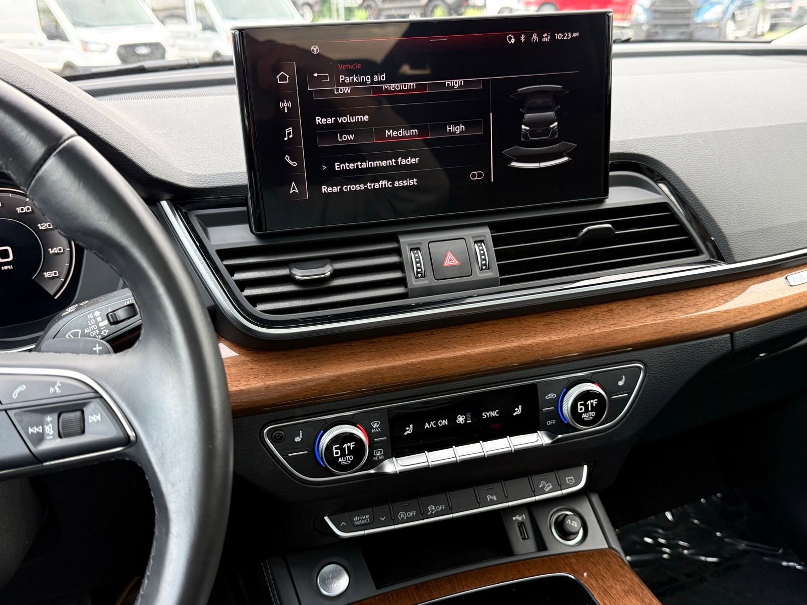 Used 2023 Audi Q5 2.0T Premium Plus w/ Premium Plus Package AWD/4WD image 47