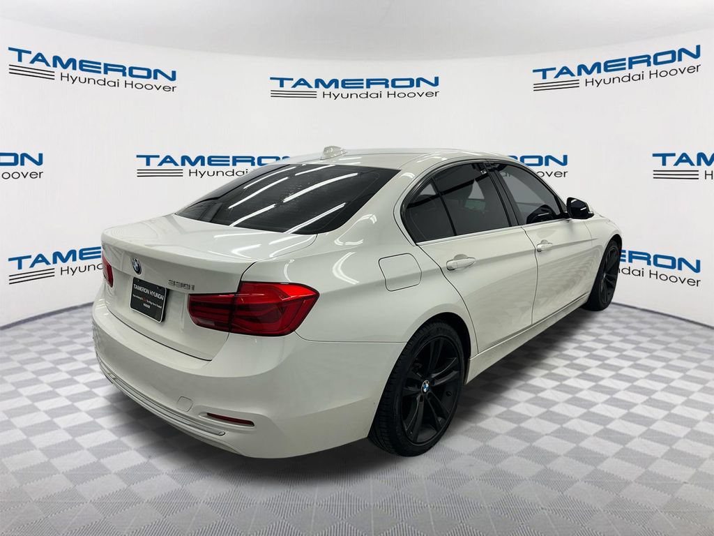 Used 2018 BMW 330i Sedan RWD image 5
