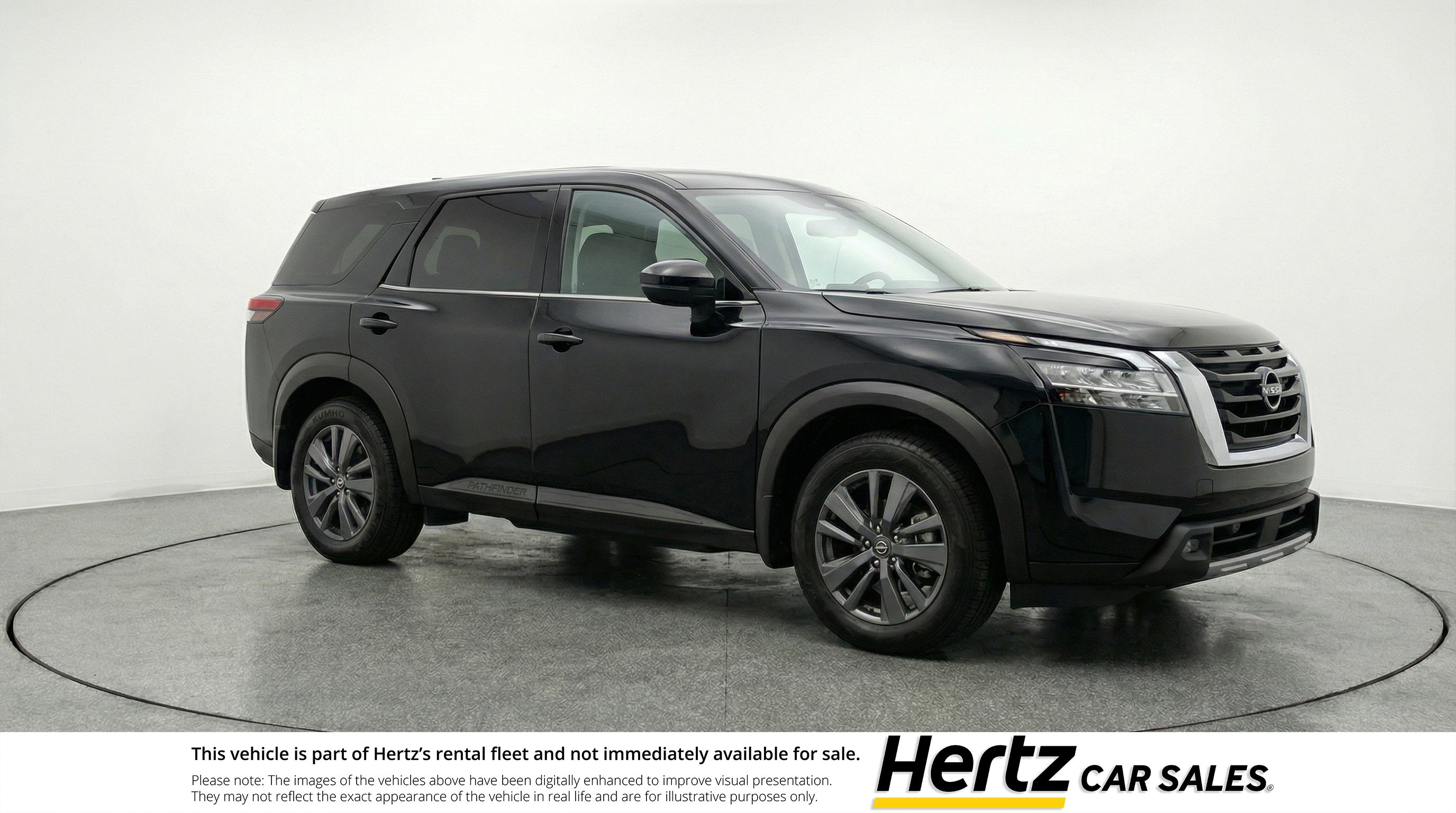 Used 2025 Nissan Pathfinder SV FWD image 1