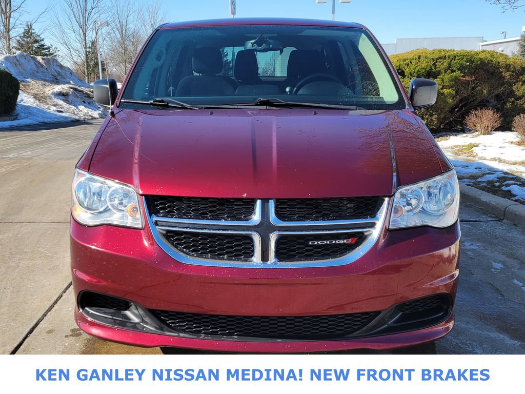 Used 2018 Dodge Grand Caravan SE w/ UConnect Hands-Free Group image 8
