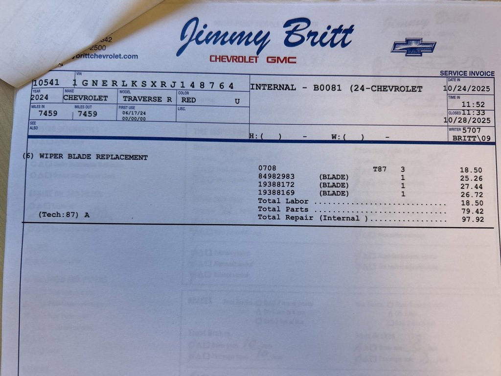 Used 2024 Chevrolet Traverse RS w/ LPO, Floor Liner Package image 27