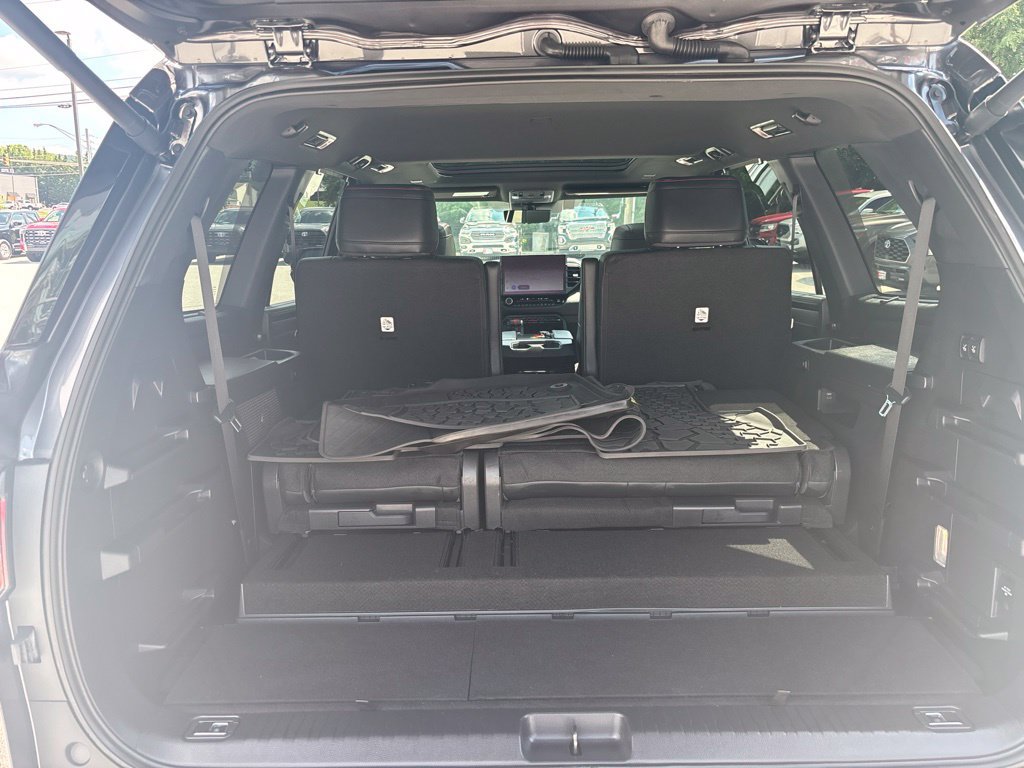 Used 2025 Toyota Sequoia TRD Pro AWD/4WD image 5