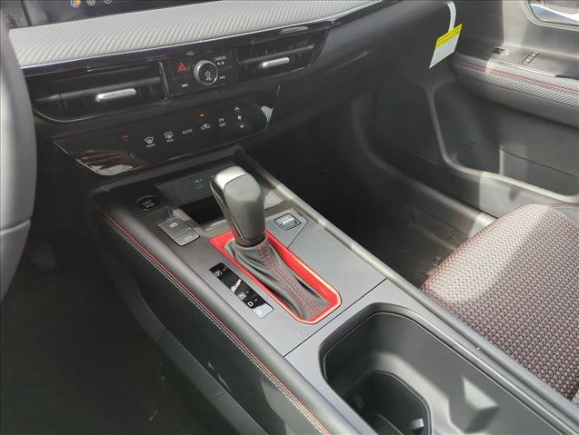 New 2026 Nissan Kicks SR image 13