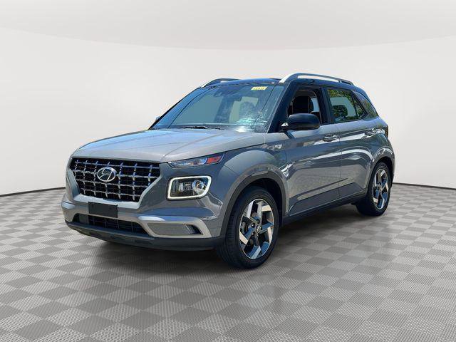Used 2022 Hyundai Venue Limited FWD image 7