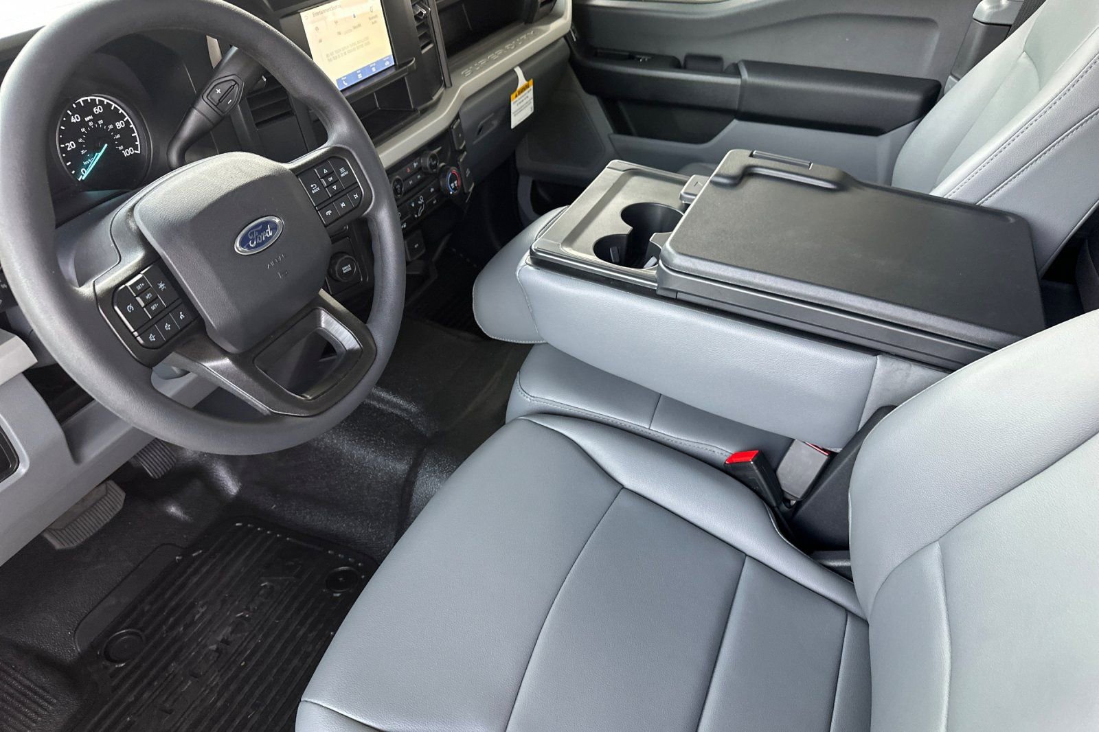 New 2026 Ford F450 2WD SuperCab Super Duty image 10