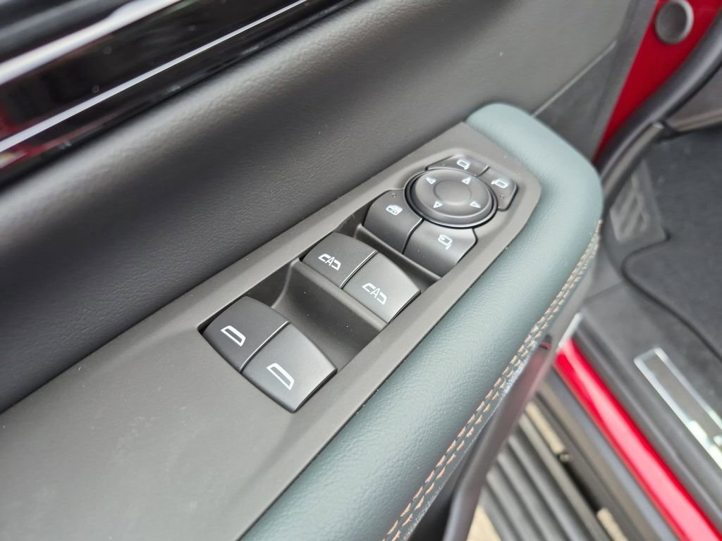 New 2026 GMC Yukon XL AT4 w/ AT4 Premium Package AWD/4WD image 20