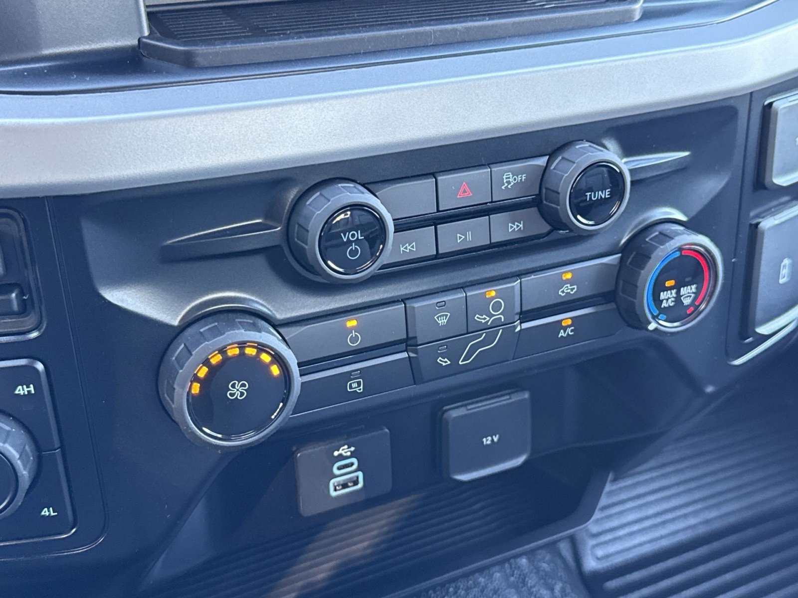 New 2026 Ford F350 XL w/ XL Chrome Package image 26