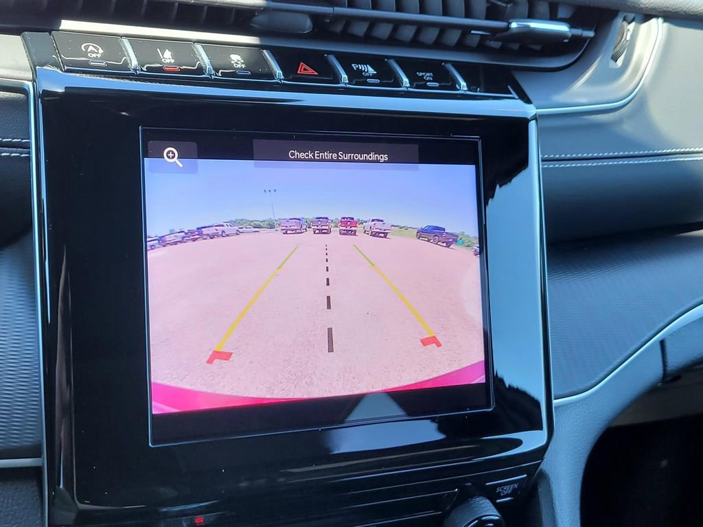 New 2024 Jeep Grand Cherokee Laredo X w/ Trailer Tow Package image 20