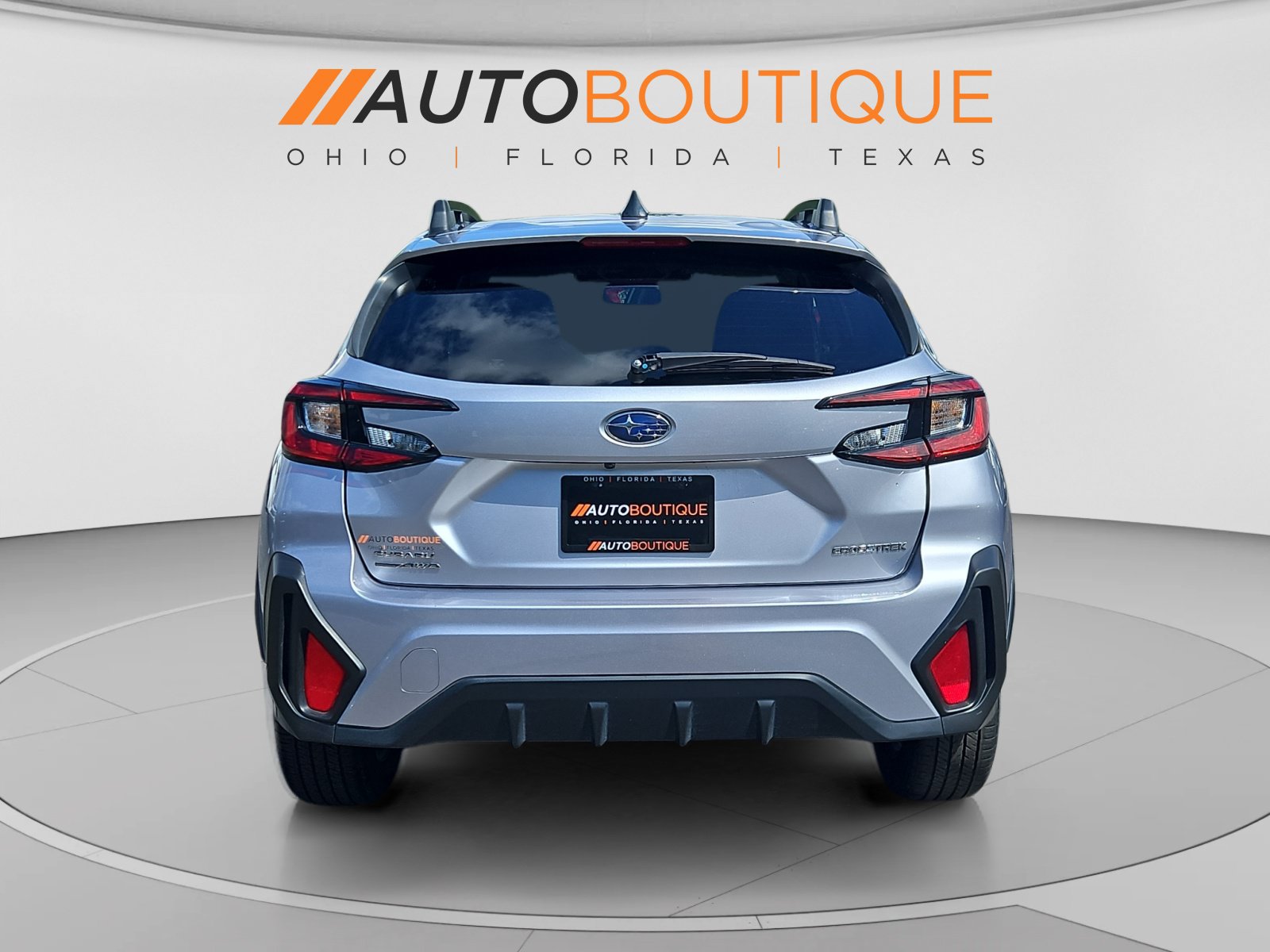 Used 2024 Subaru Crosstrek 2.0i Premium AWD/4WD image 4