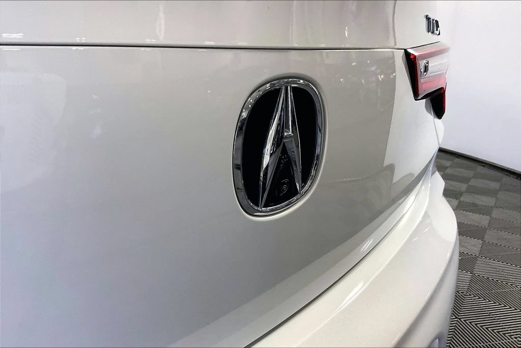 Used 2025 Acura TLX w/ Technology Package FWD image 36