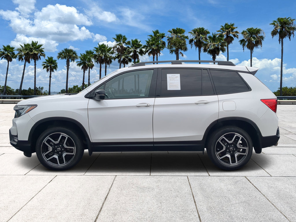 Used 2023 Honda Passport Elite image 7