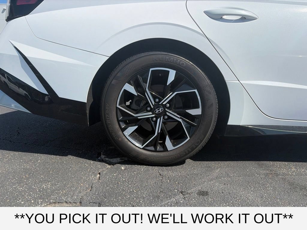 Used 2025 Hyundai Sonata SEL FWD image 7