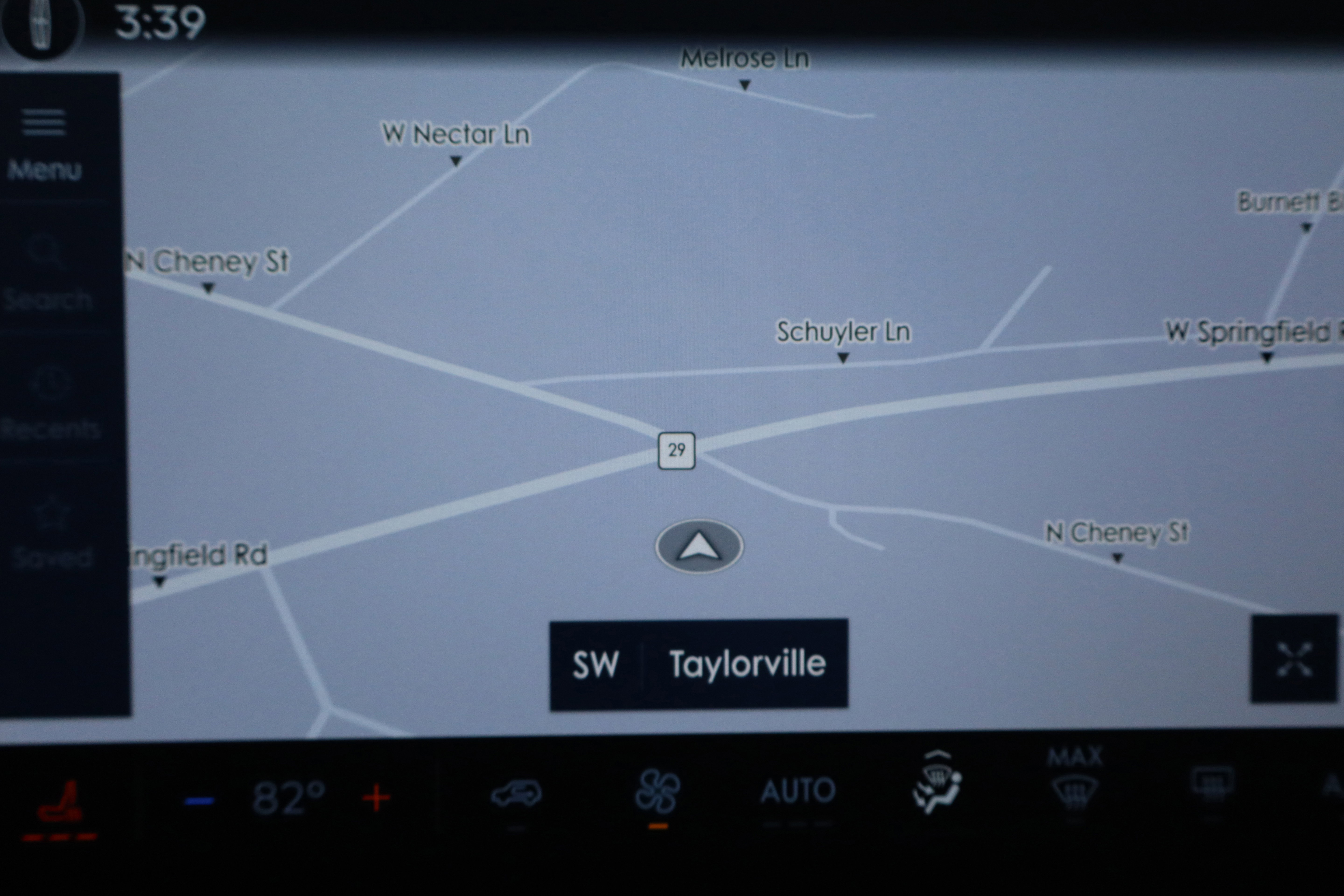 Used 2024 Lincoln Corsair Premiere w/ Rear Removable Package Tray image 22