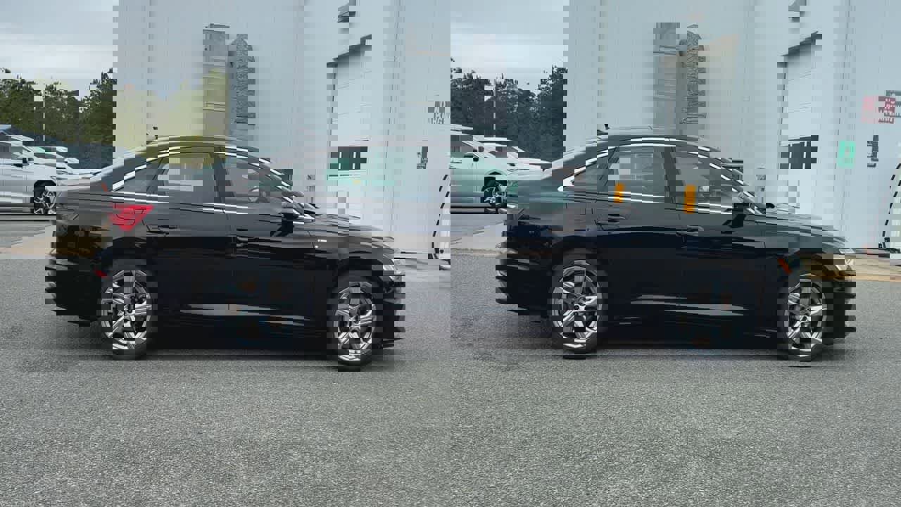 Used 2024 Audi A6 Premium Plus image 9