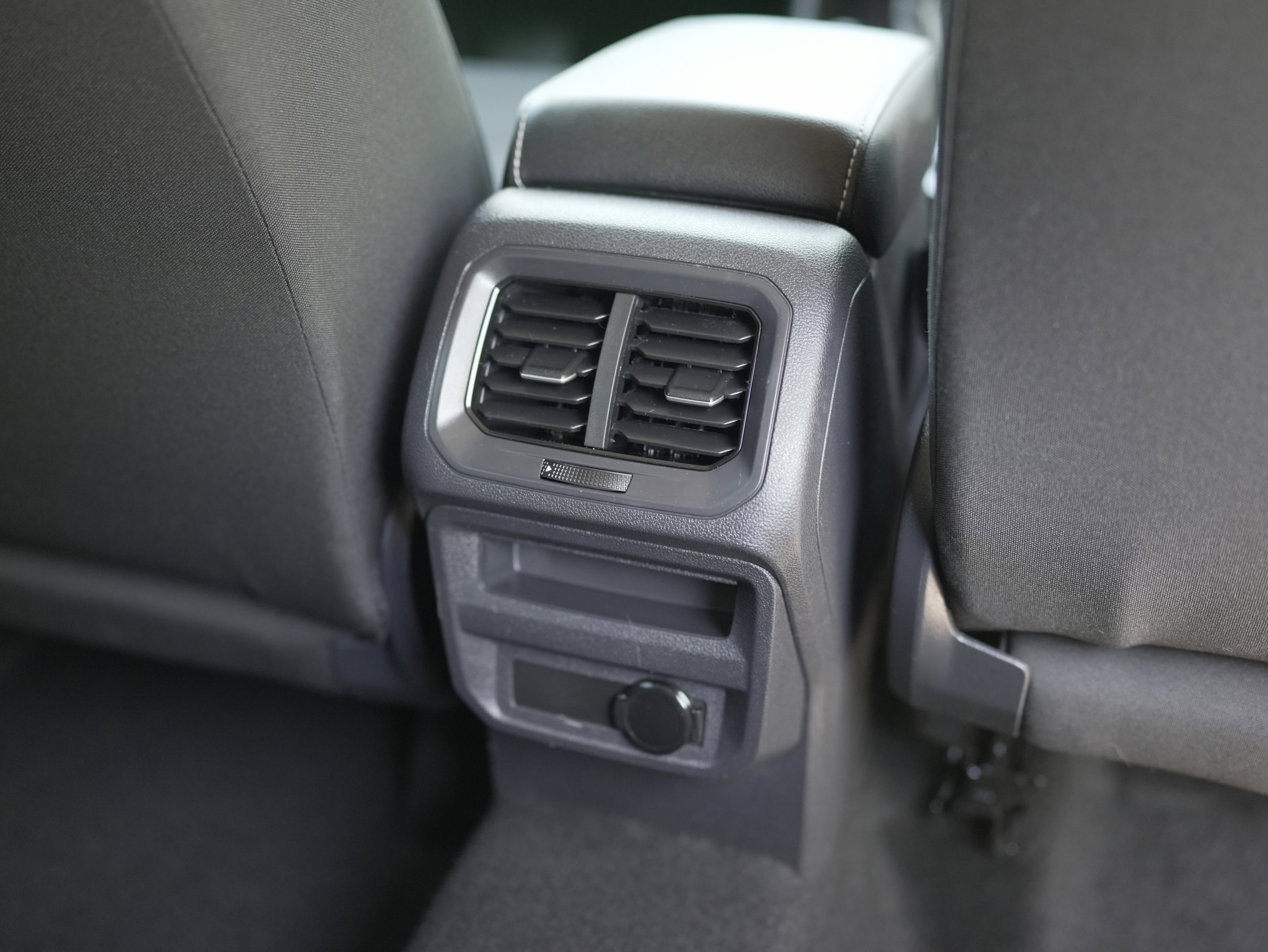 Certified 2024 Volkswagen Tiguan S image 26