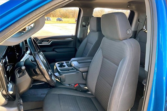 Used 2022 Chevrolet Silverado 1500 LT w/ Z71 Off-Road Package image 22