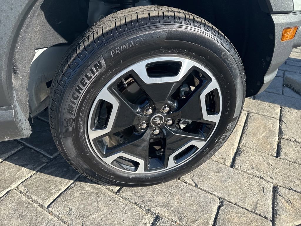 Used 2023 Ford Bronco Sport Outer Banks image 4