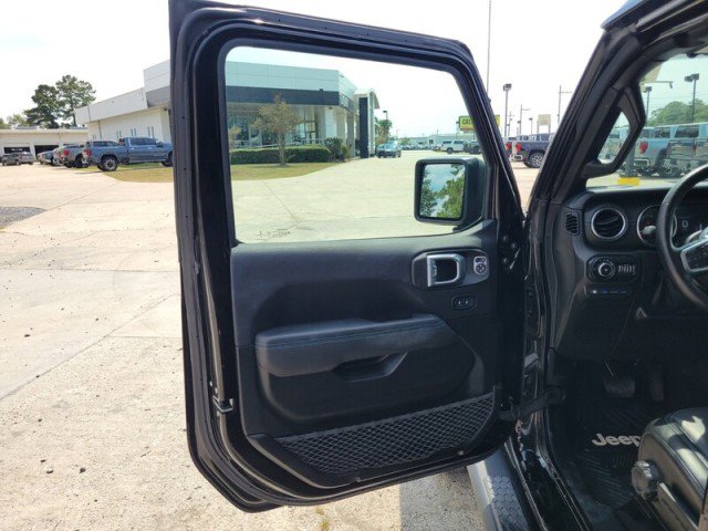 Used 2021 Jeep Wrangler Unlimited Rubicon 4xe w/ Steel Bumper Group image 12