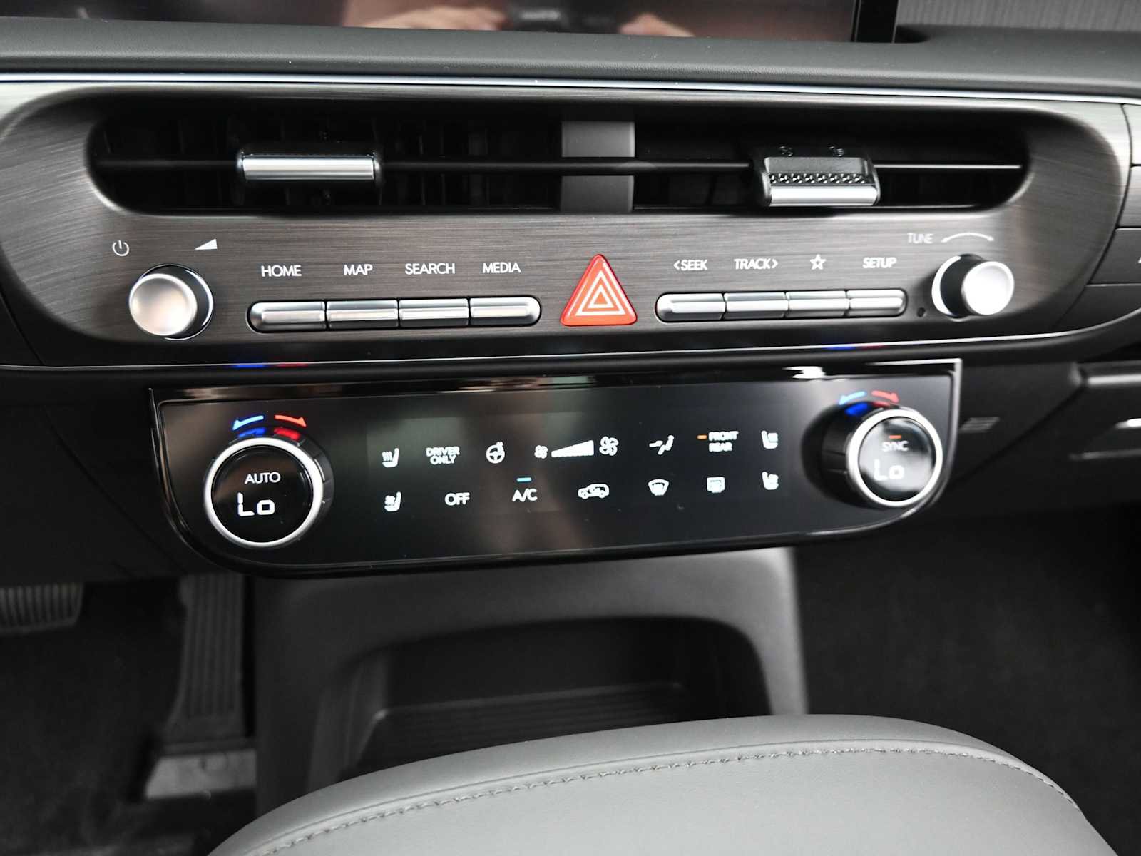 New 2026 Hyundai Palisade Calligraphy AWD/4WD image 19