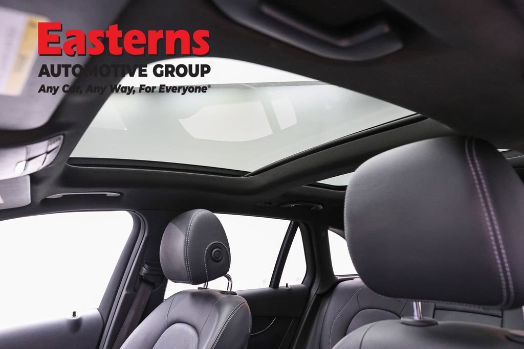 Used 2018 Mercedes-Benz GLC 300 4MATIC image 35