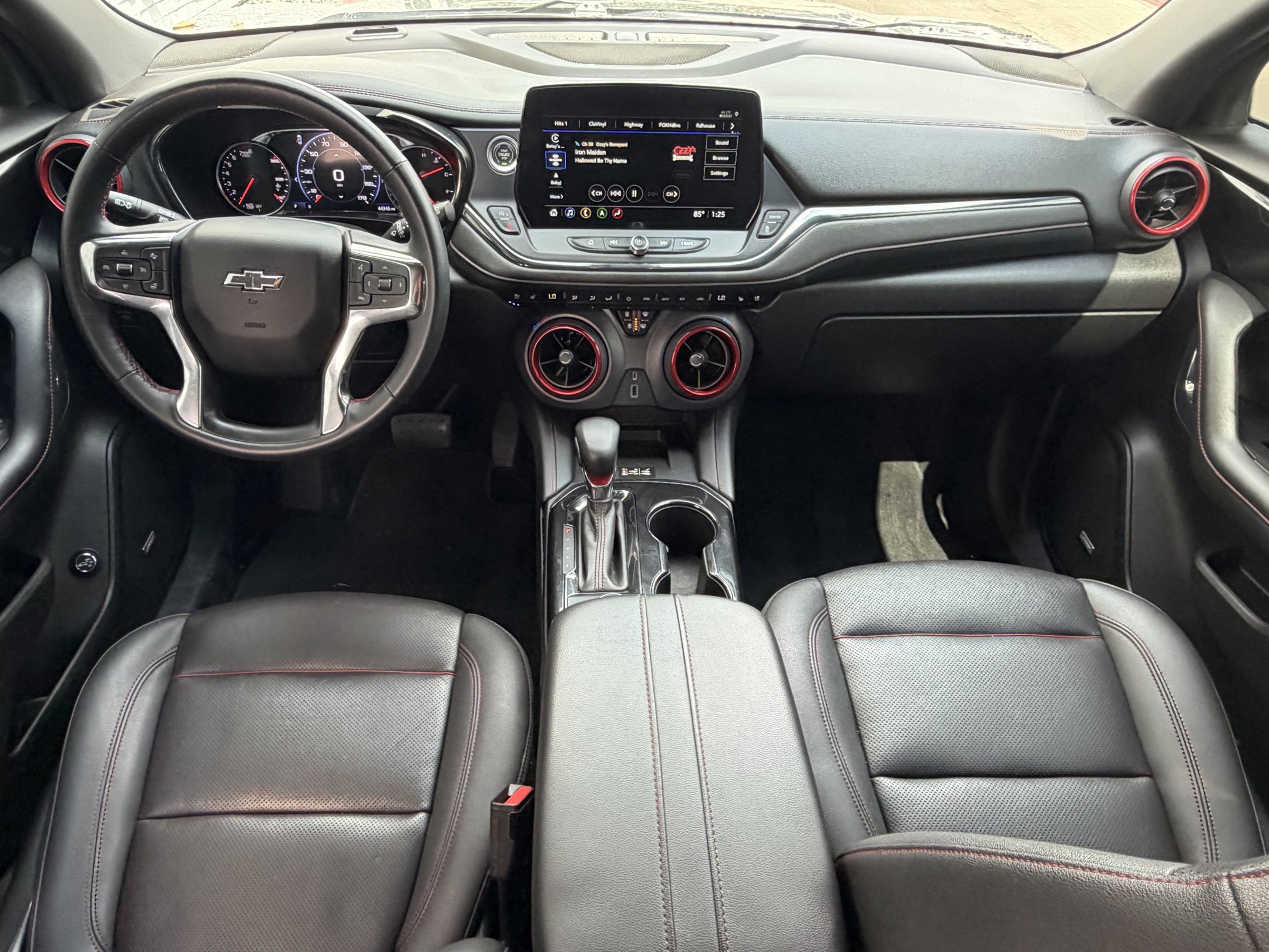 Used 2023 Chevrolet Blazer RS w/ Enhanced Convenience Package FWD image 11