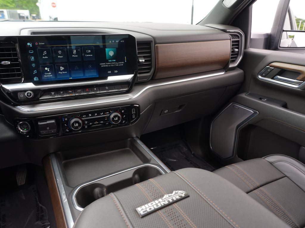 Used 2024 Chevrolet Silverado 3500 High Country w/ High Country Premium Package AWD/4WD image 23