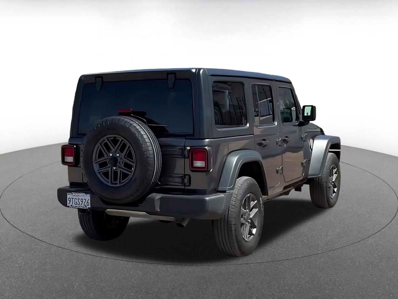Used 2025 Jeep Wrangler Sport S image 12
