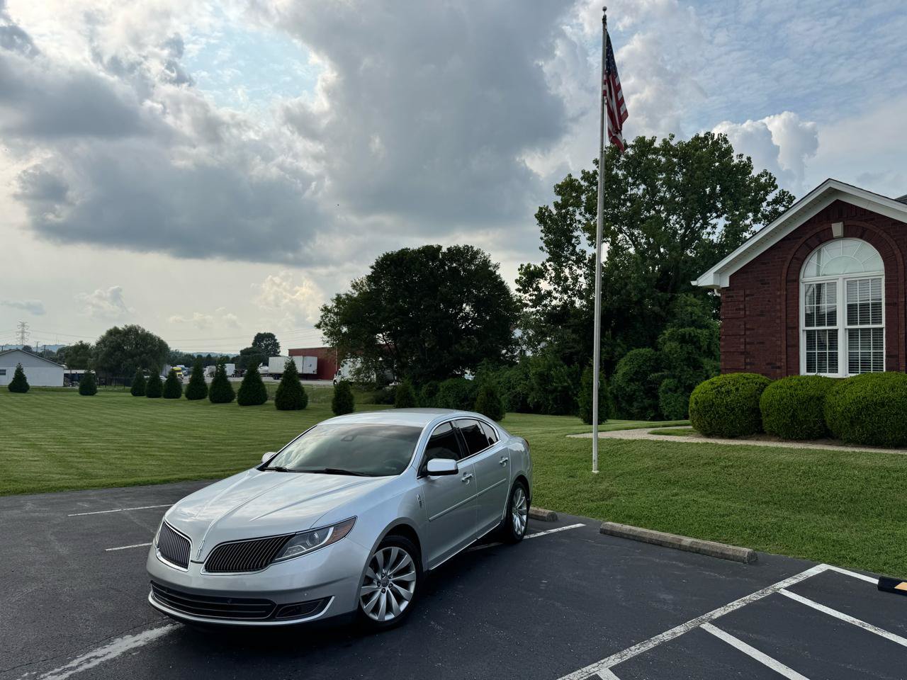 Used 2014 Lincoln MKS