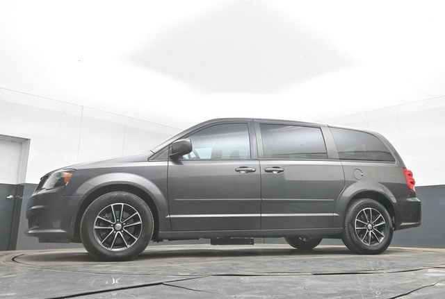 Used 2016 Dodge Grand Caravan SXT FWD image 45