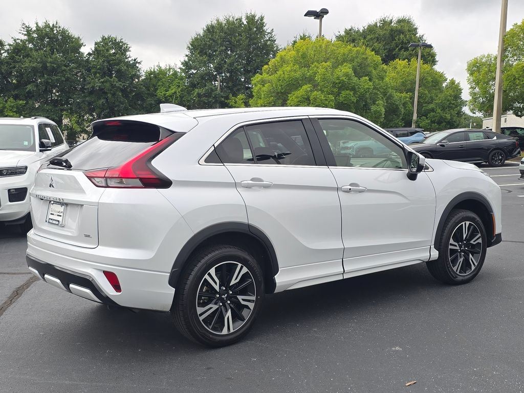 Used 2024 Mitsubishi Eclipse Cross SEL AWD/4WD image 3