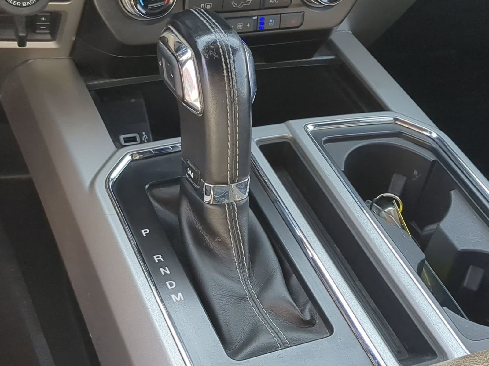 Used 2018 Ford F150 Lariat w/ Equipment Group 502A Luxury image 41