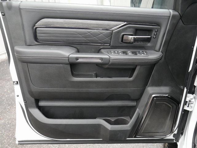 Used 2025 RAM 3500 Limited image 16