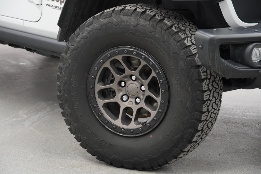 Certified 2021 Jeep Wrangler Unlimited Rubicon w/ Xtreme Recon 35" Tire Package image 4