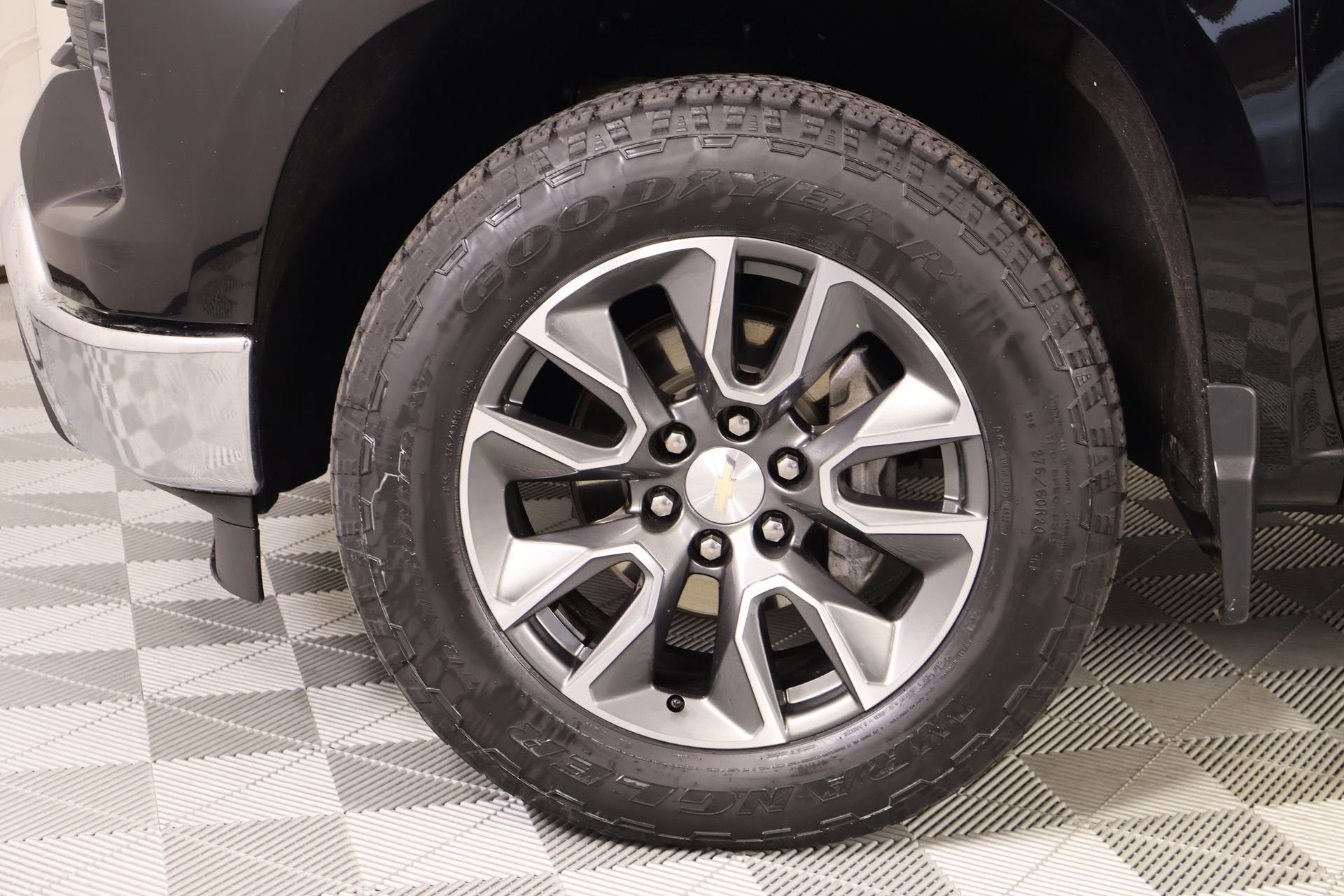 Used 2023 Chevrolet Silverado 1500 LT image 17