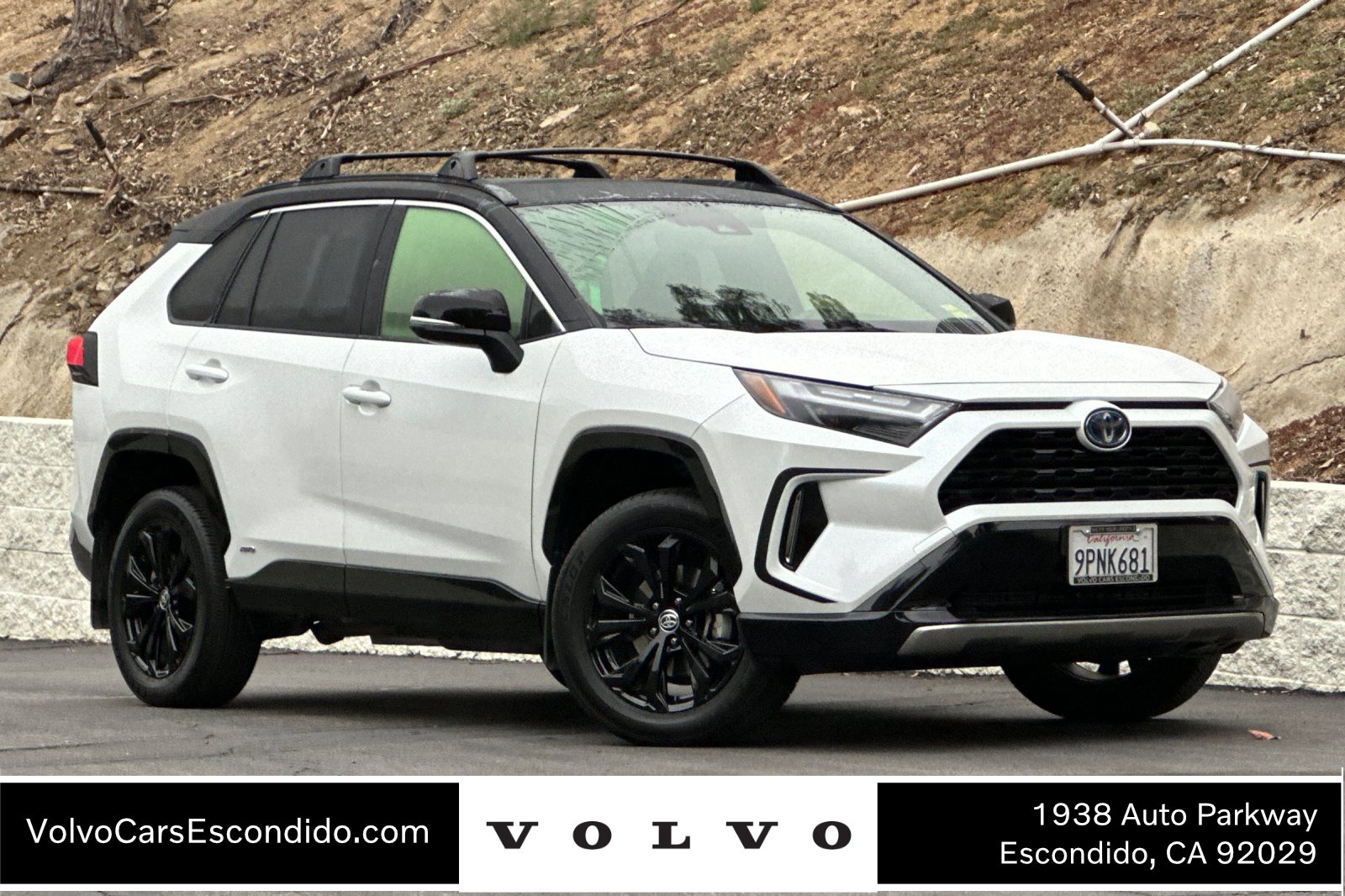 Used 2024 Toyota RAV4 XSE image 1